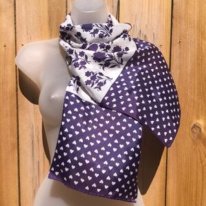 VTG Oblong Scarf Lovely Bellflowers & Heart Print in Purple & White